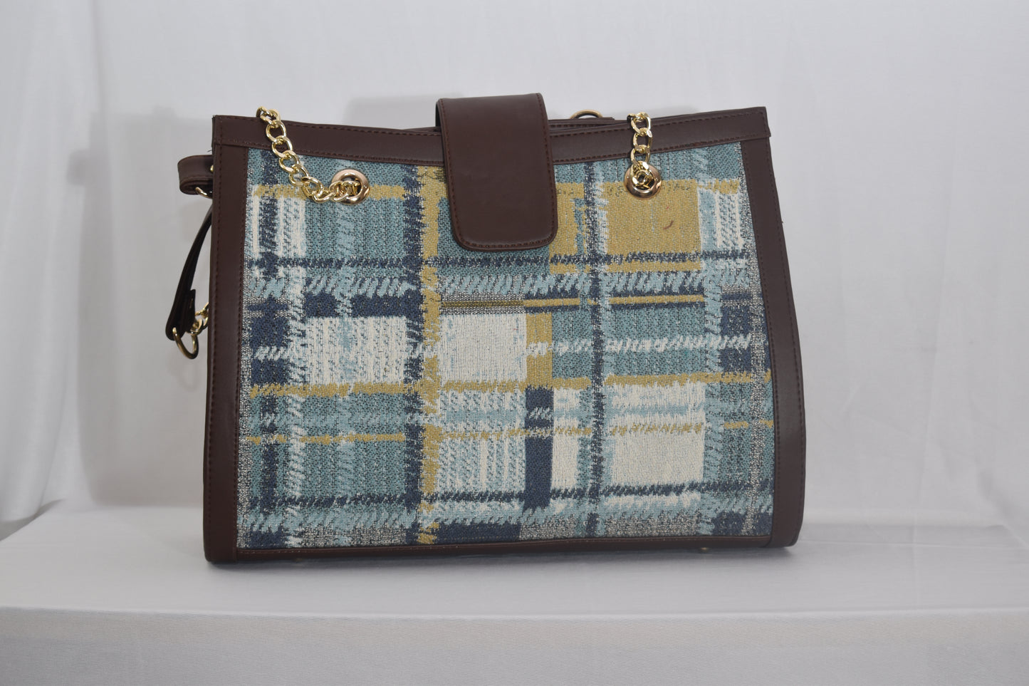 ISHAAYA Designer Stylish Spacious Handbags (Multicolor)