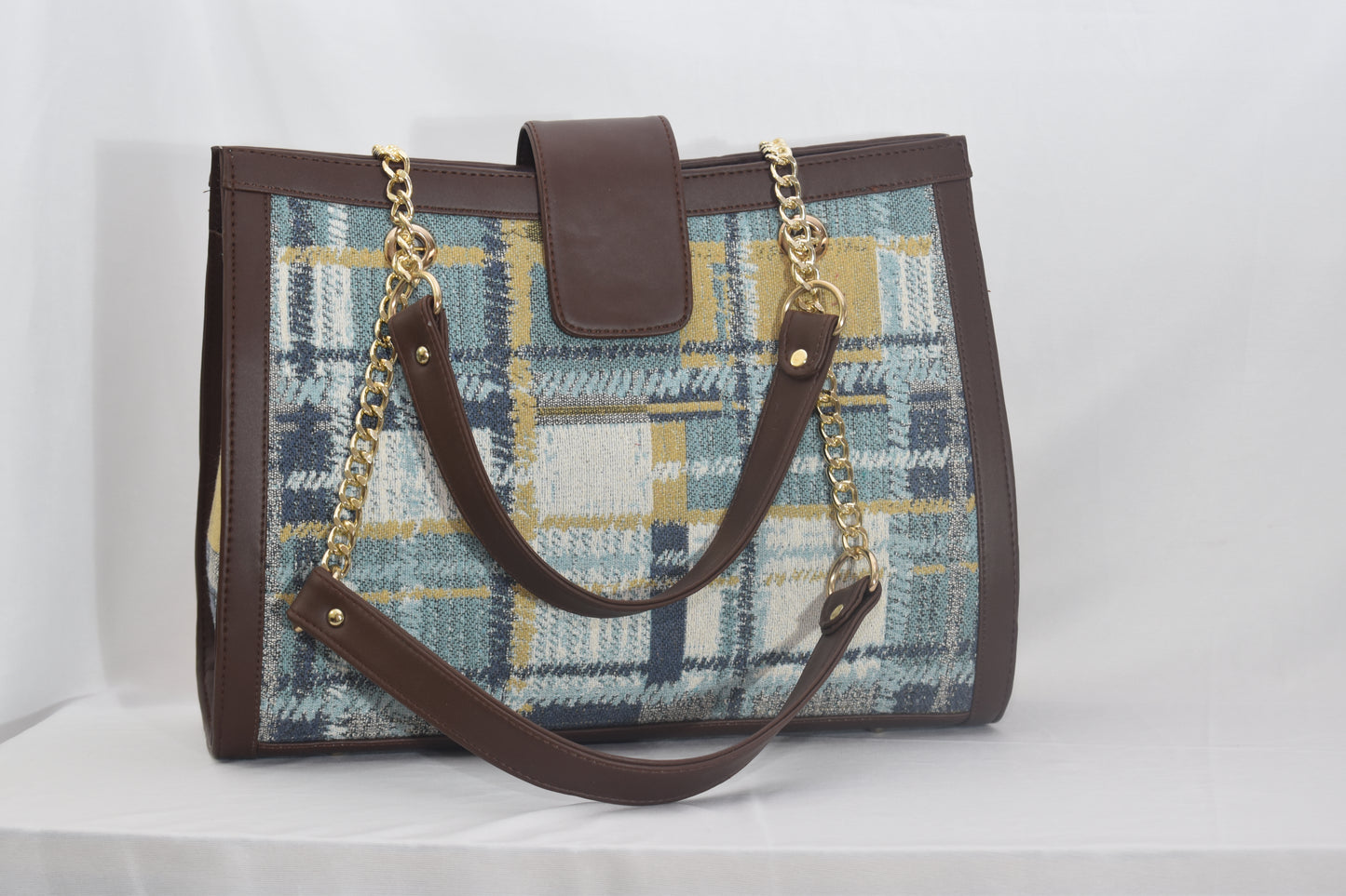 ISHAAYA Designer Stylish Spacious Handbags (Multicolor)