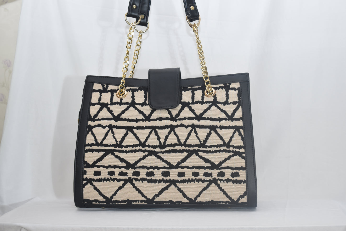 ISHAAYA Designer Stylish Spacious Handbag (White and Black)