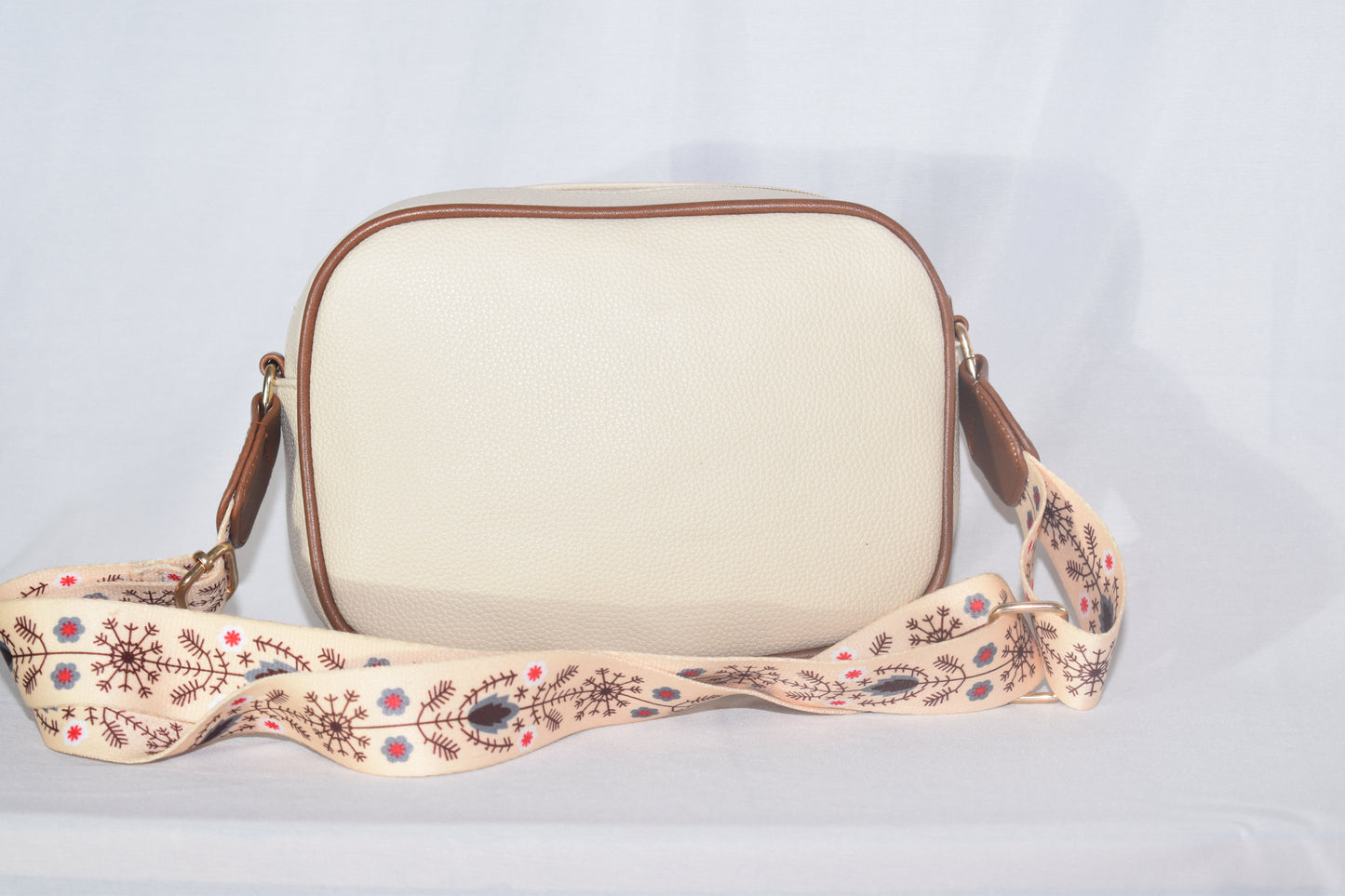 ISHAAYA Stylish Crossbody Sling bag (Off White)