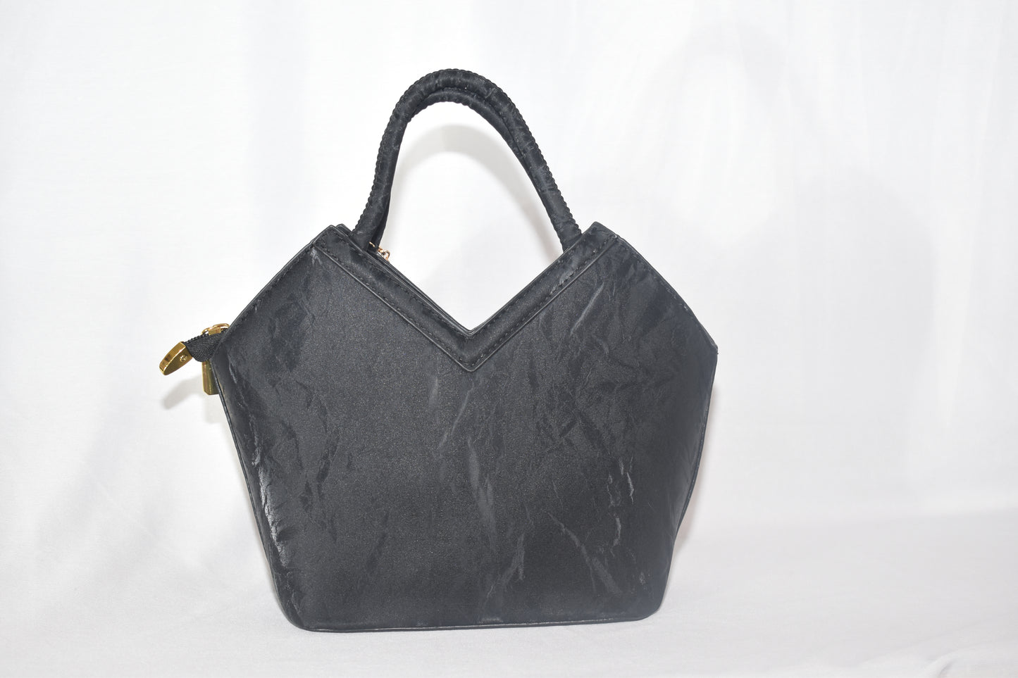 ISHAAYA Designer Velvet Bags (Black)