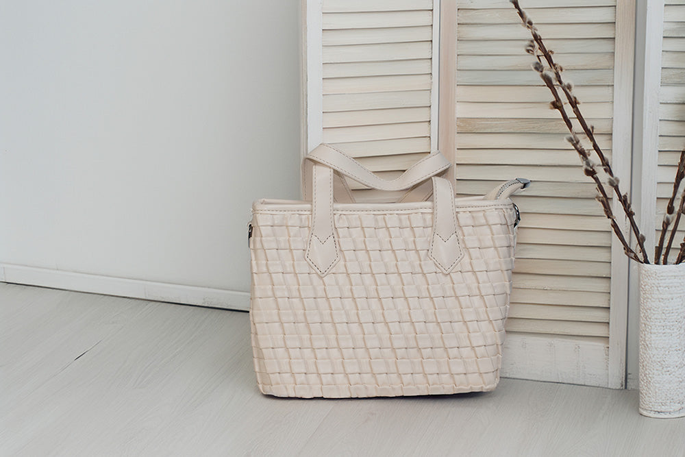 ISHAAYA Ladies Stylish Handbag (Off White)